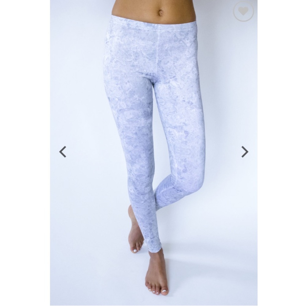 Confused Girl Simplicity Crystal Legging Size Small
